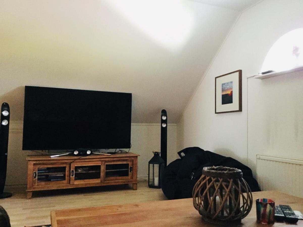 Nara Till Havet Och Staden Apartman Harestad Kültér fotó